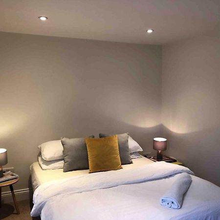 Central London Charming Camden Split Level Home エクステリア 写真