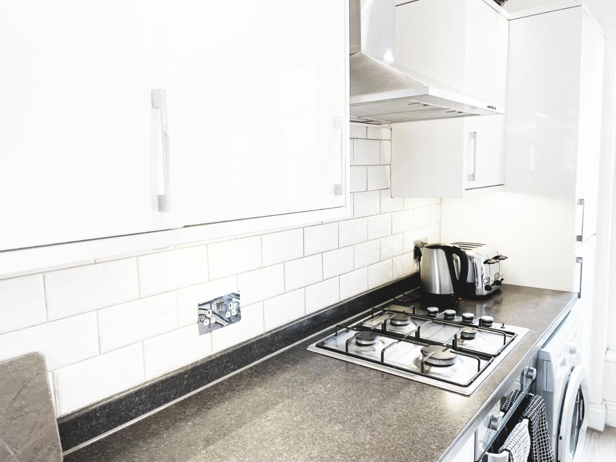 Central London Charming Camden Split Level Home エクステリア 写真