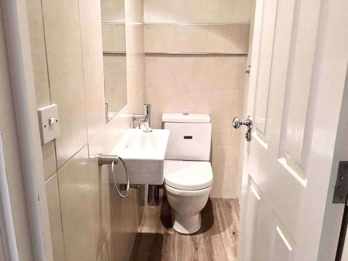 Central London Charming Camden Split Level Home エクステリア 写真